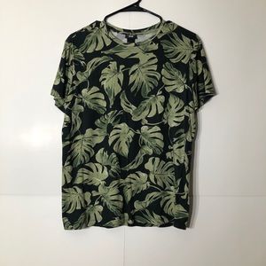 3/$20 H&M leaf shirt size S